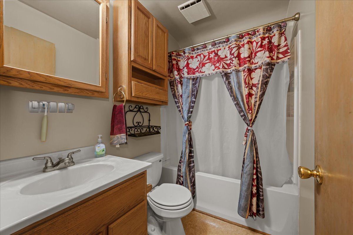 Gallery Image 18