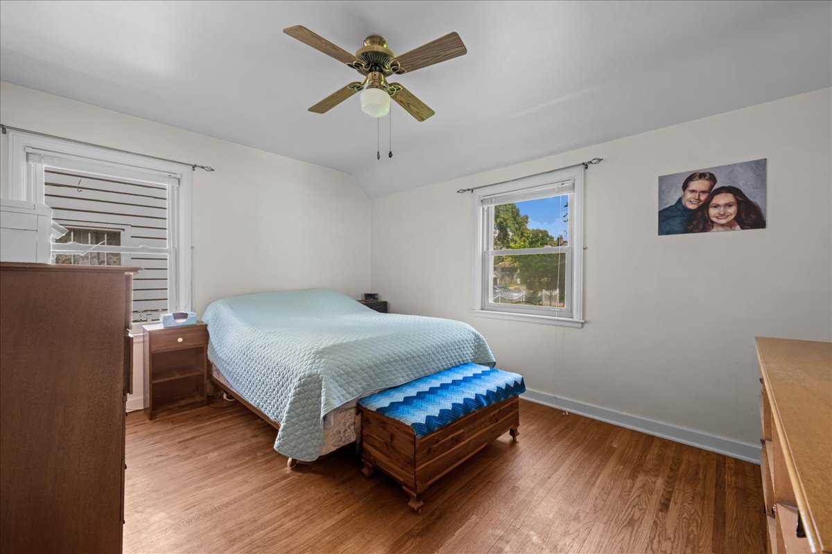 Gallery Image 16