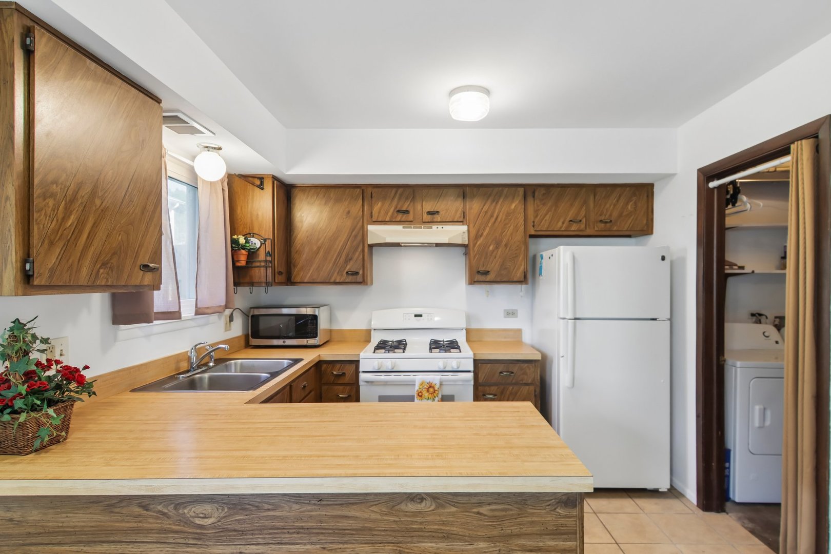 Gallery Image 12