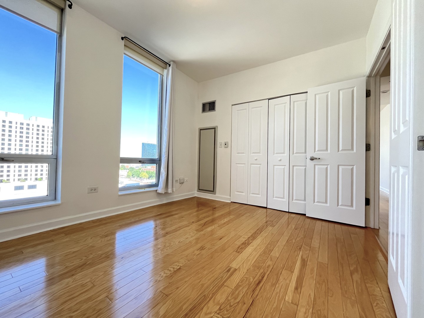 Gallery Image 16