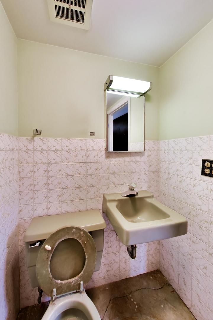 Gallery Image 17