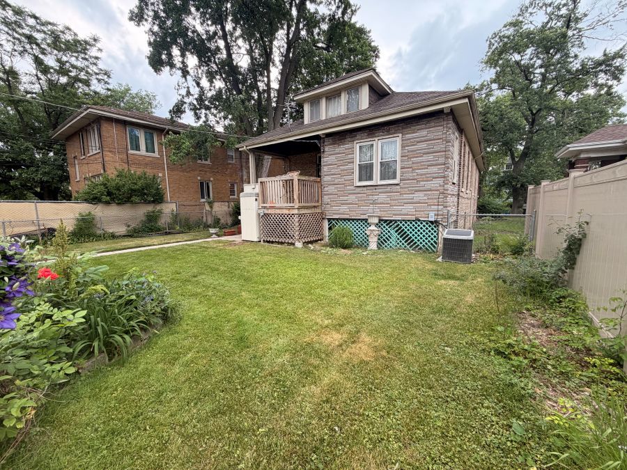 Gallery Image 13