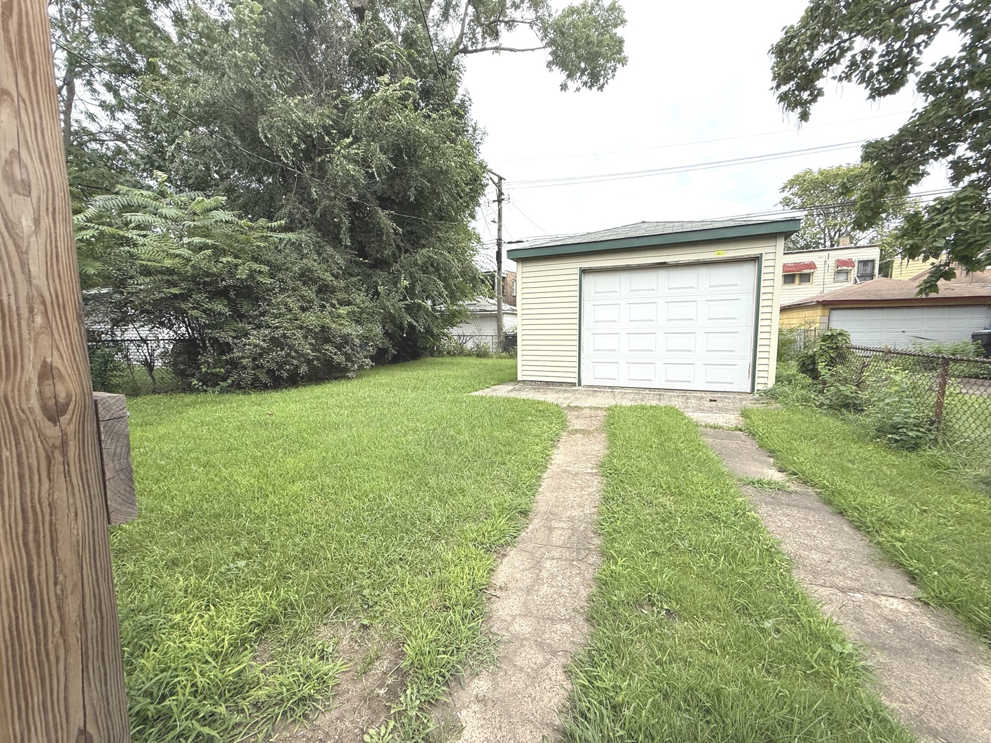 Gallery Image 16