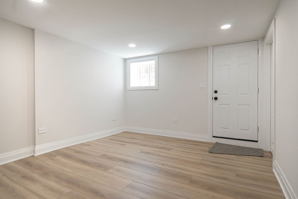 Gallery Image 18