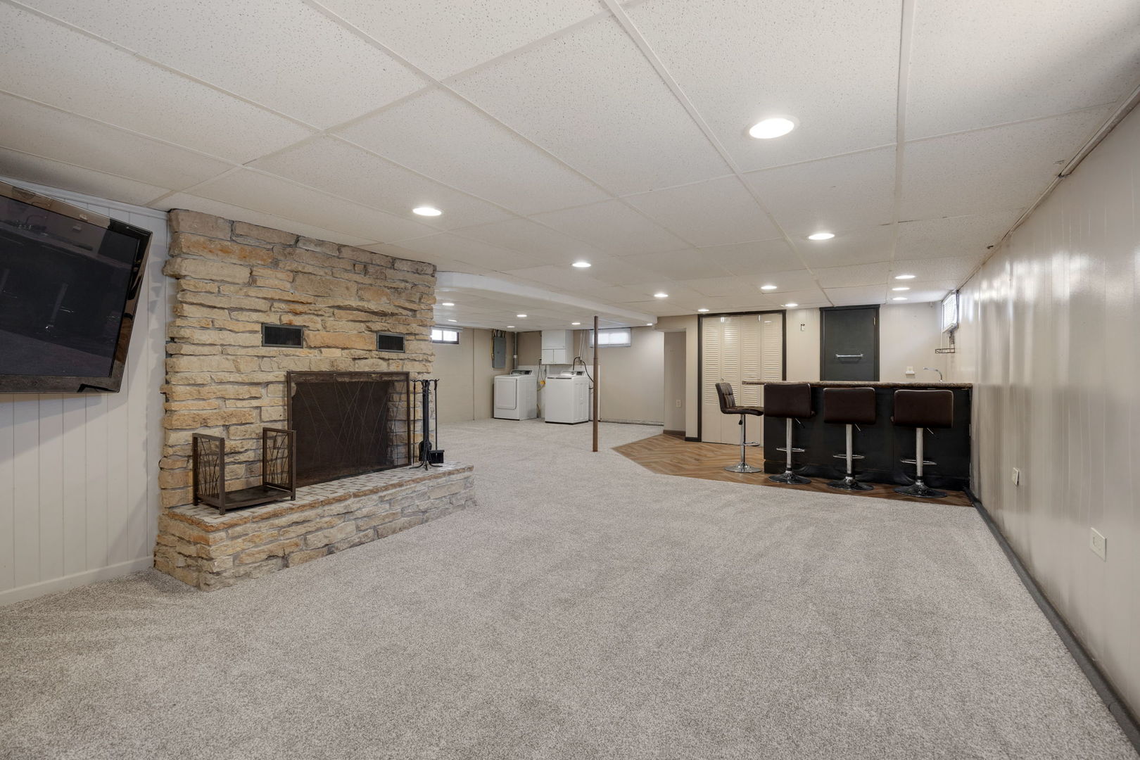 Gallery Image 15