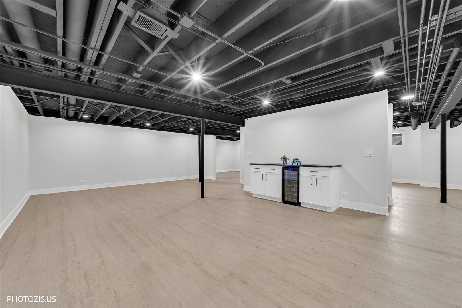 Gallery Image 48