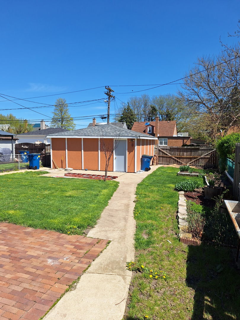 Gallery Image 14