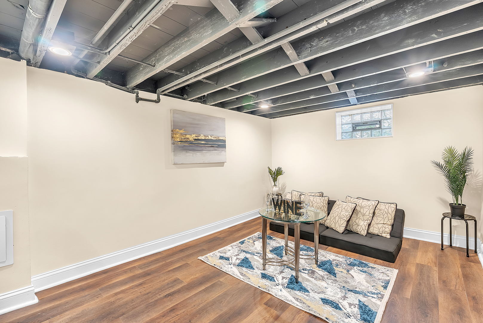 Gallery Image 10
