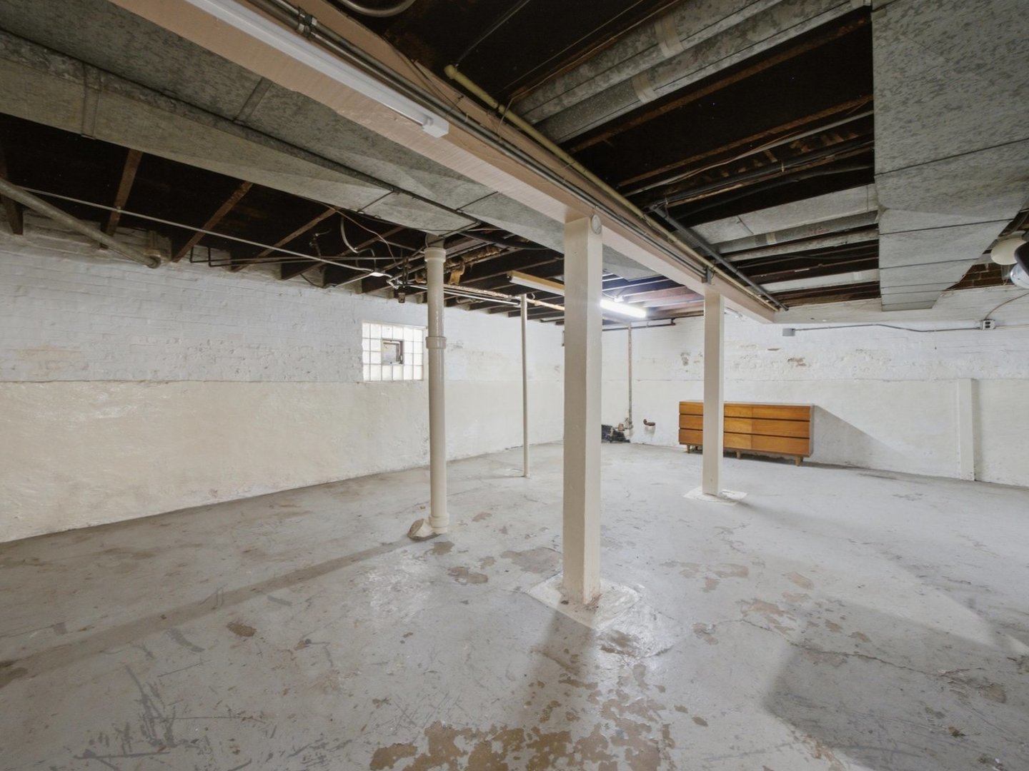 Gallery Image 36