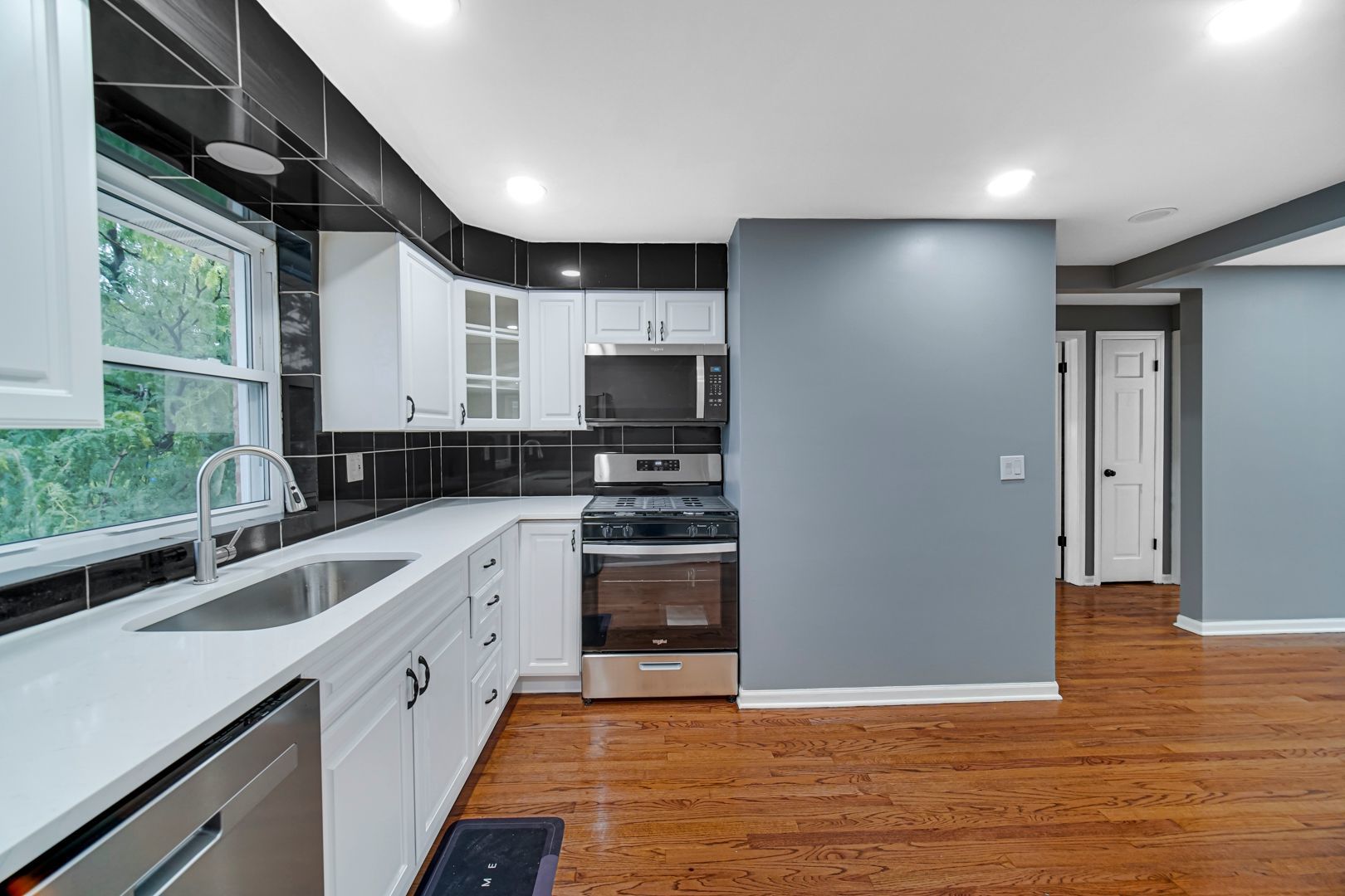 Gallery Image 9