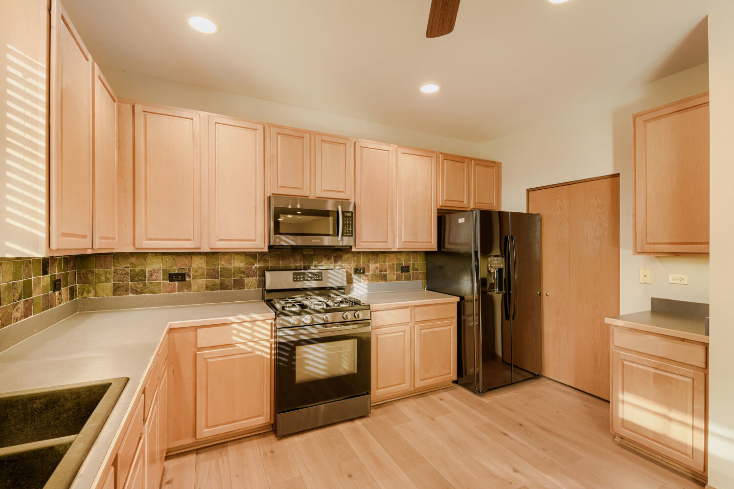 Gallery Image 15