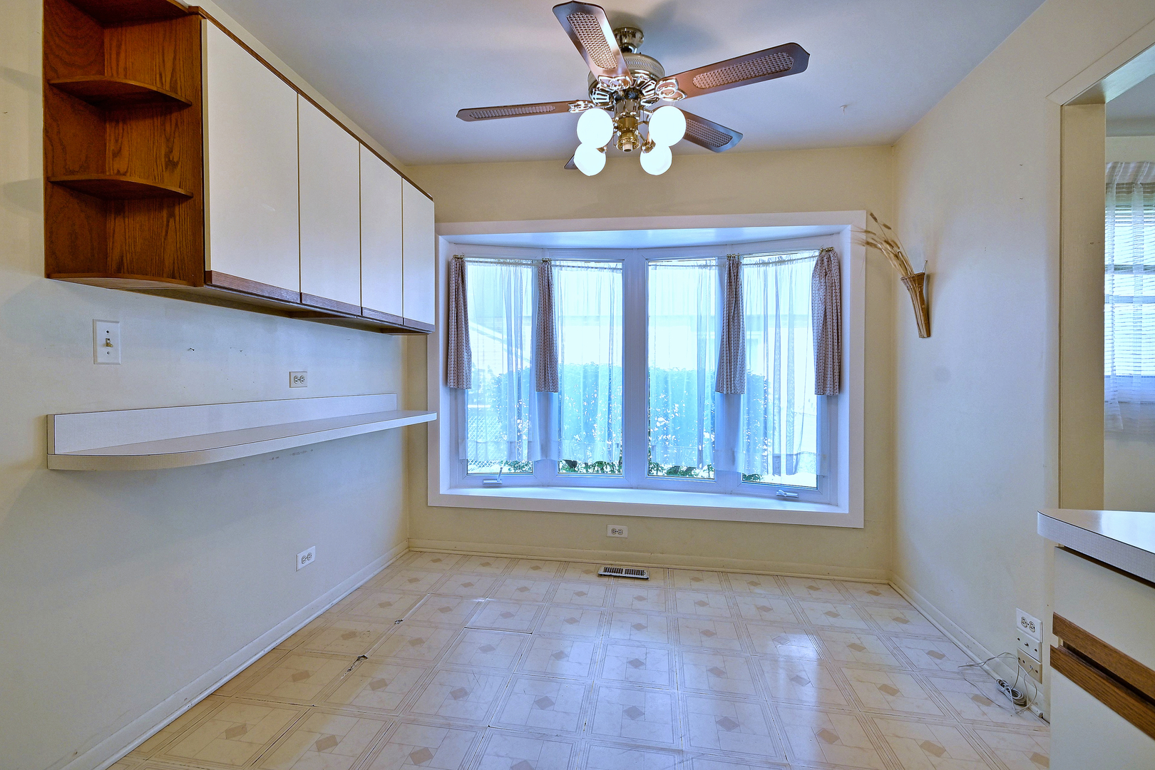 Gallery Image 16