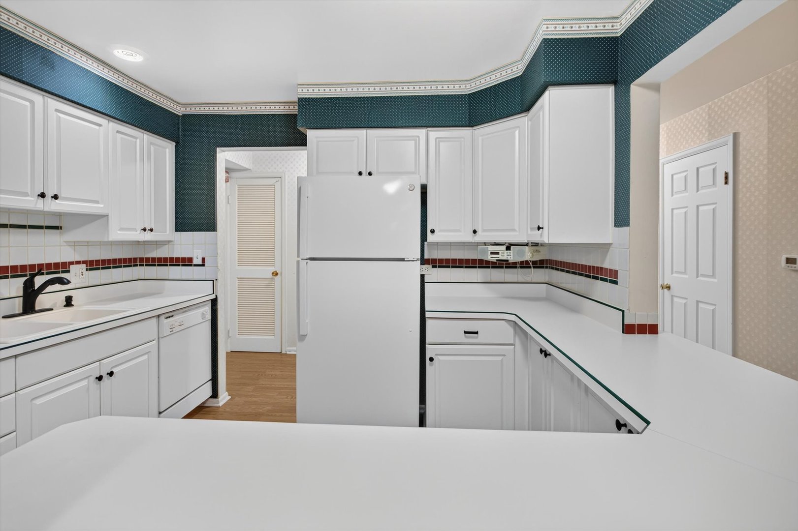 Gallery Image 13