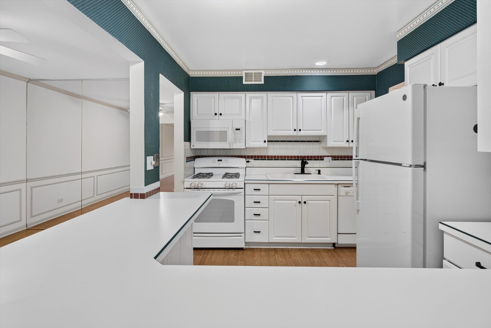 Gallery Image 14