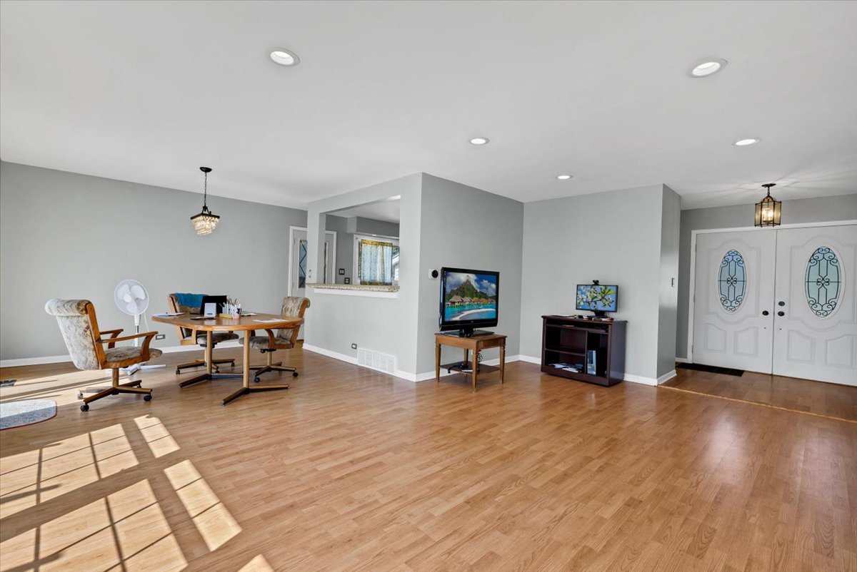 Gallery Image 19