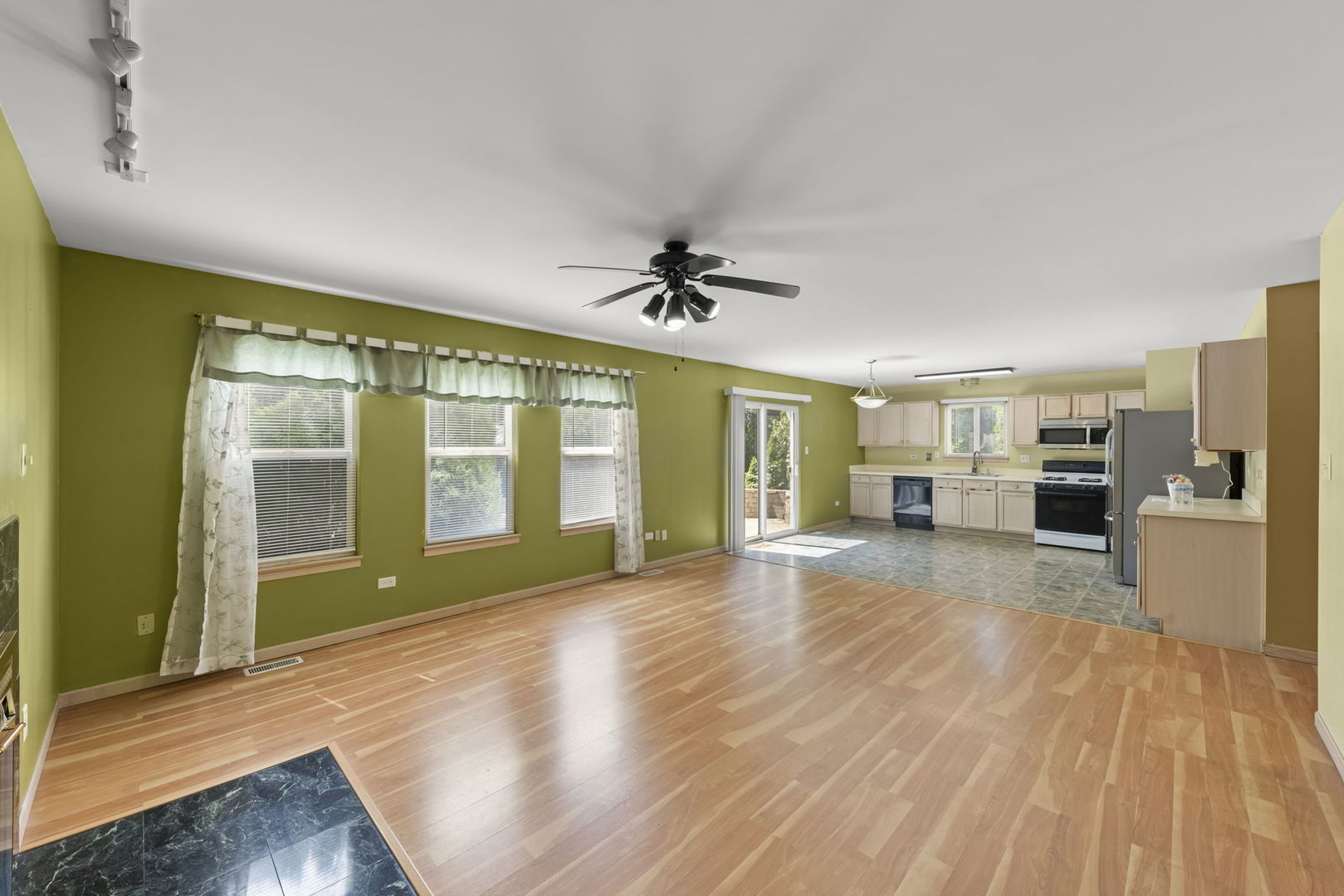 Gallery Image 9