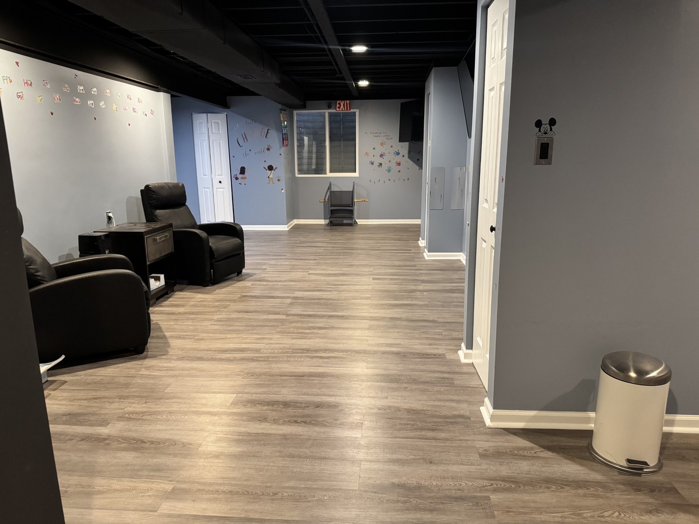 Gallery Image 15