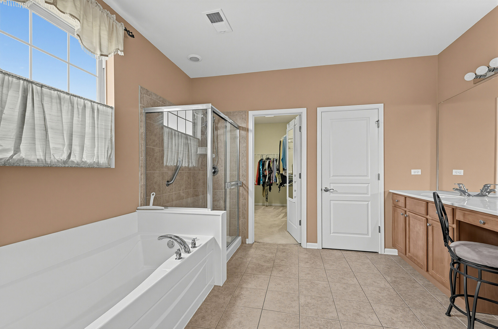Gallery Image 17