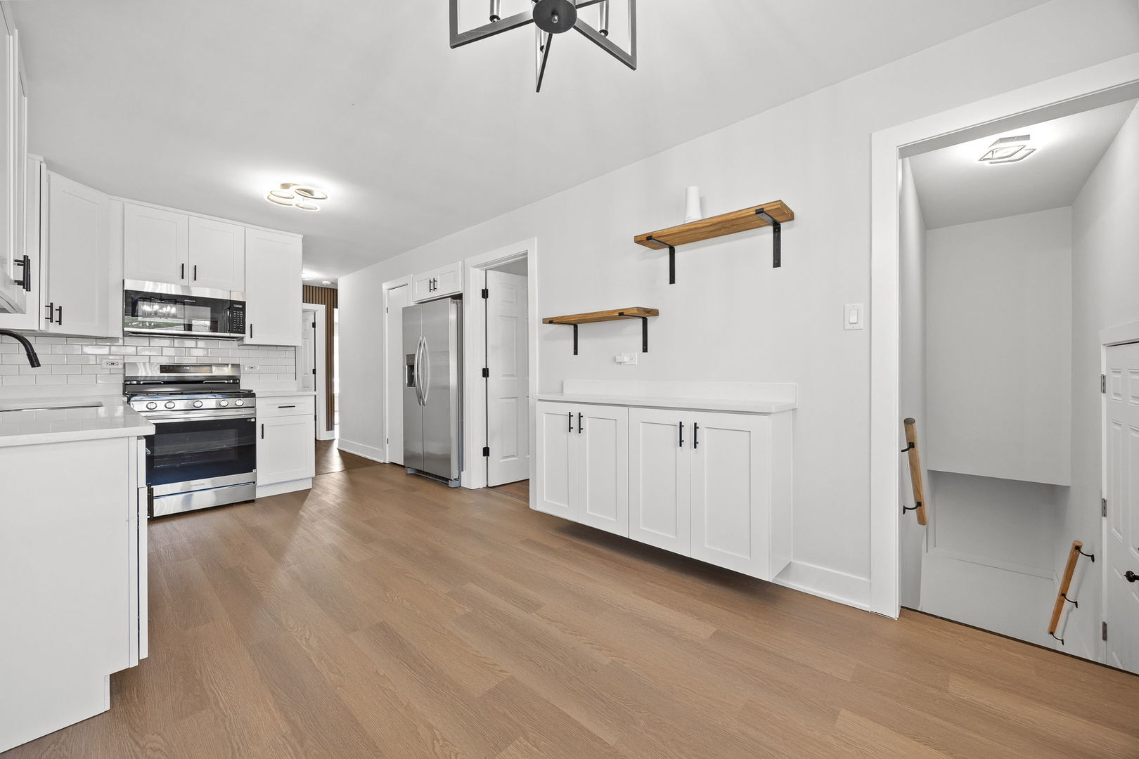Gallery Image 15