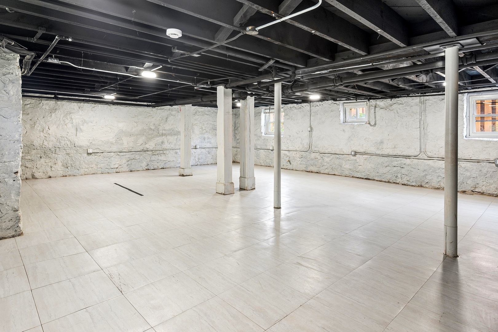 Gallery Image 27