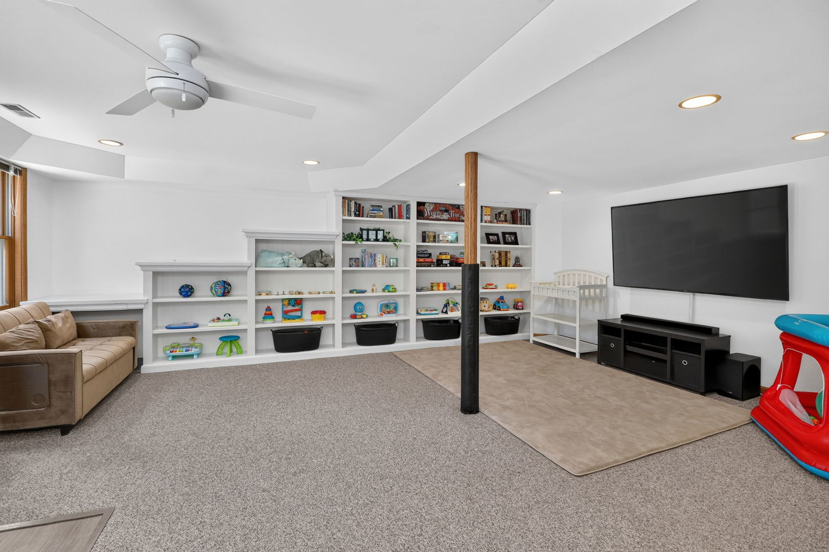 Gallery Image 19