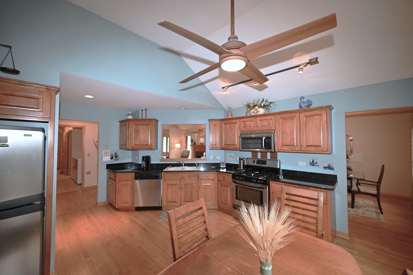Gallery Image 12