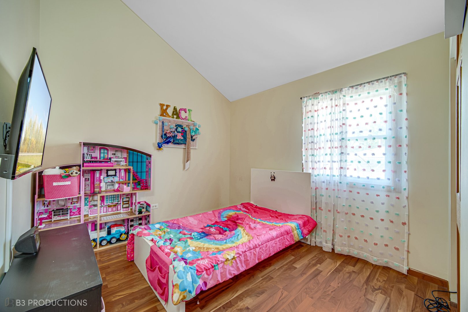 Gallery Image 15