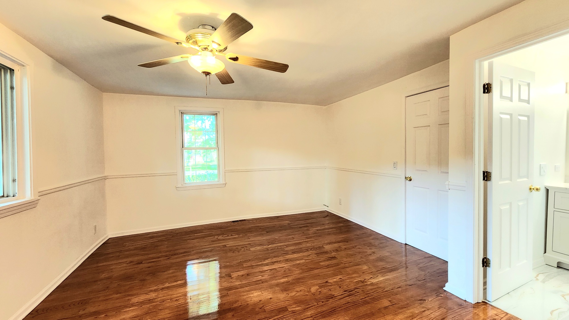 Gallery Image 19