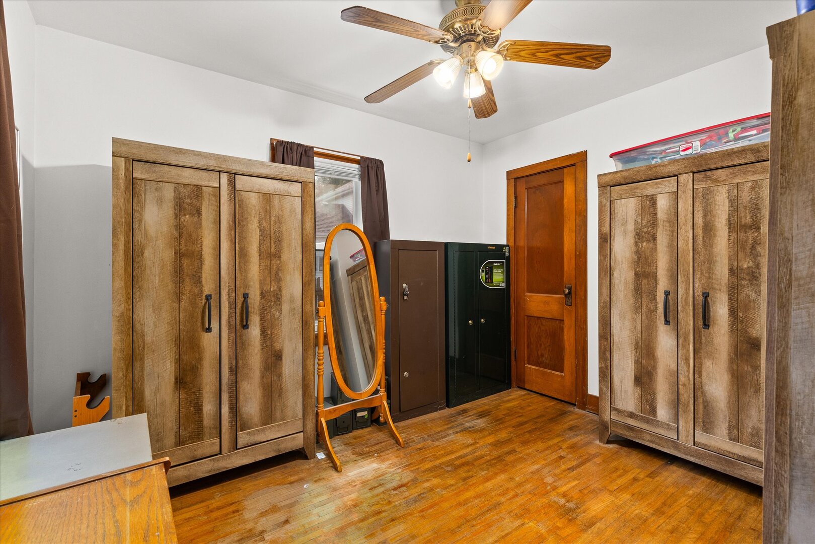 Gallery Image 13