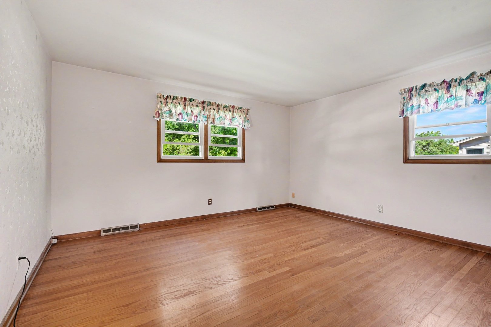 Gallery Image 16