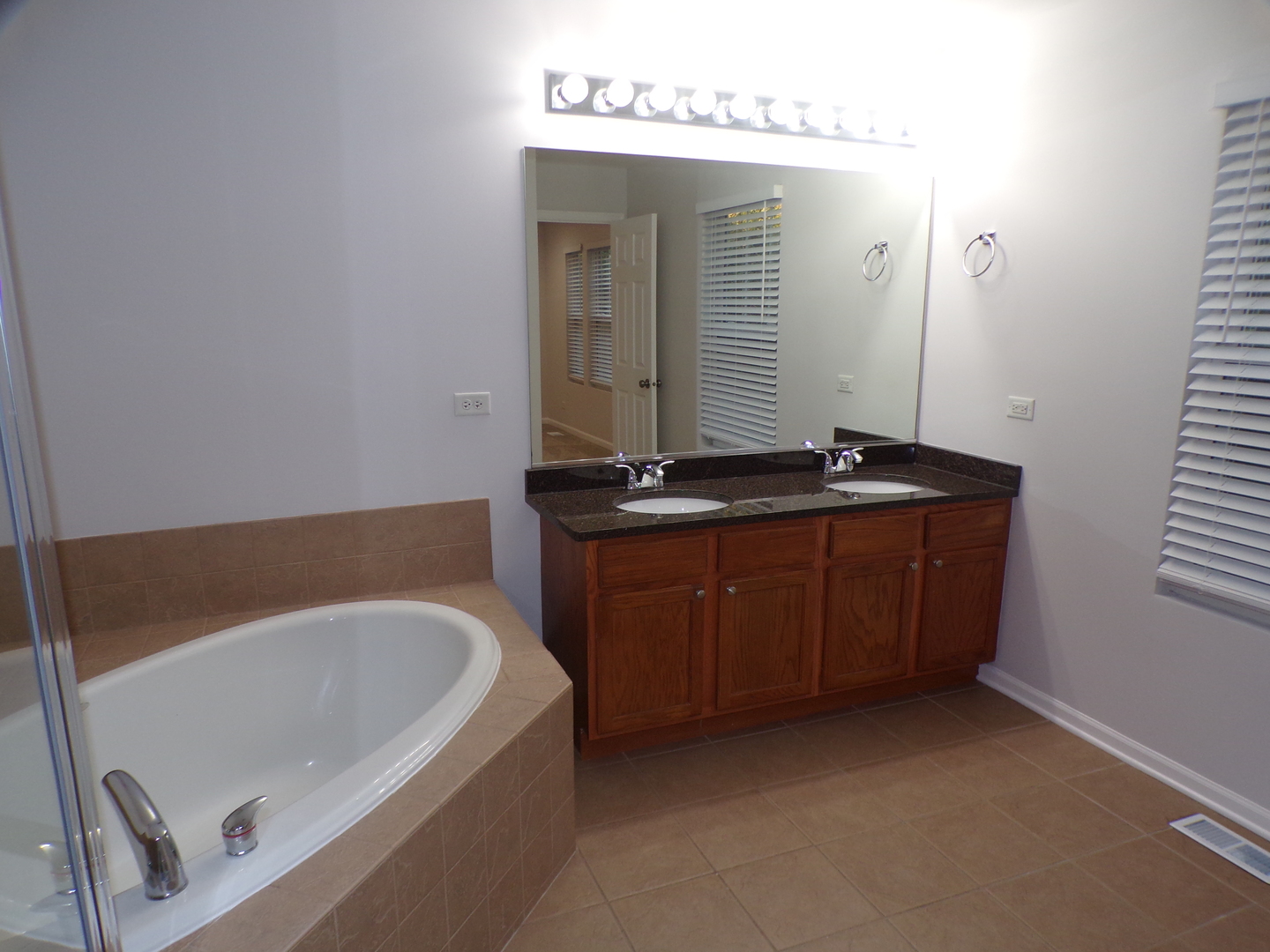 Gallery Image 21
