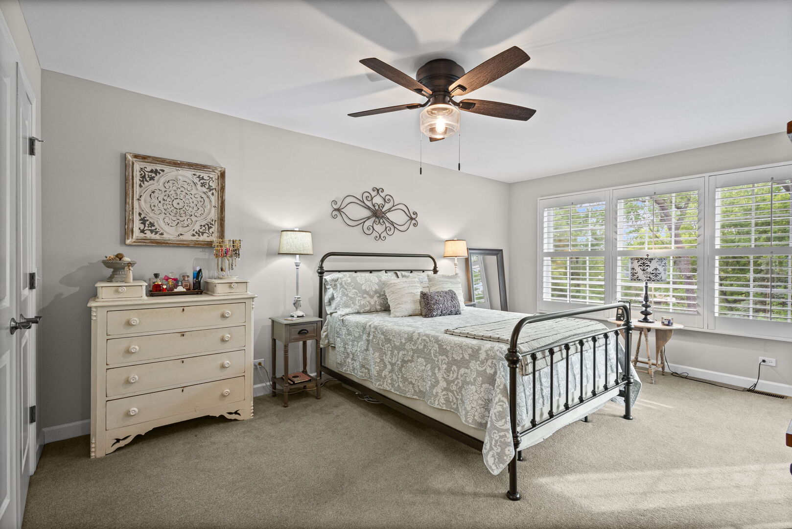 Gallery Image 12