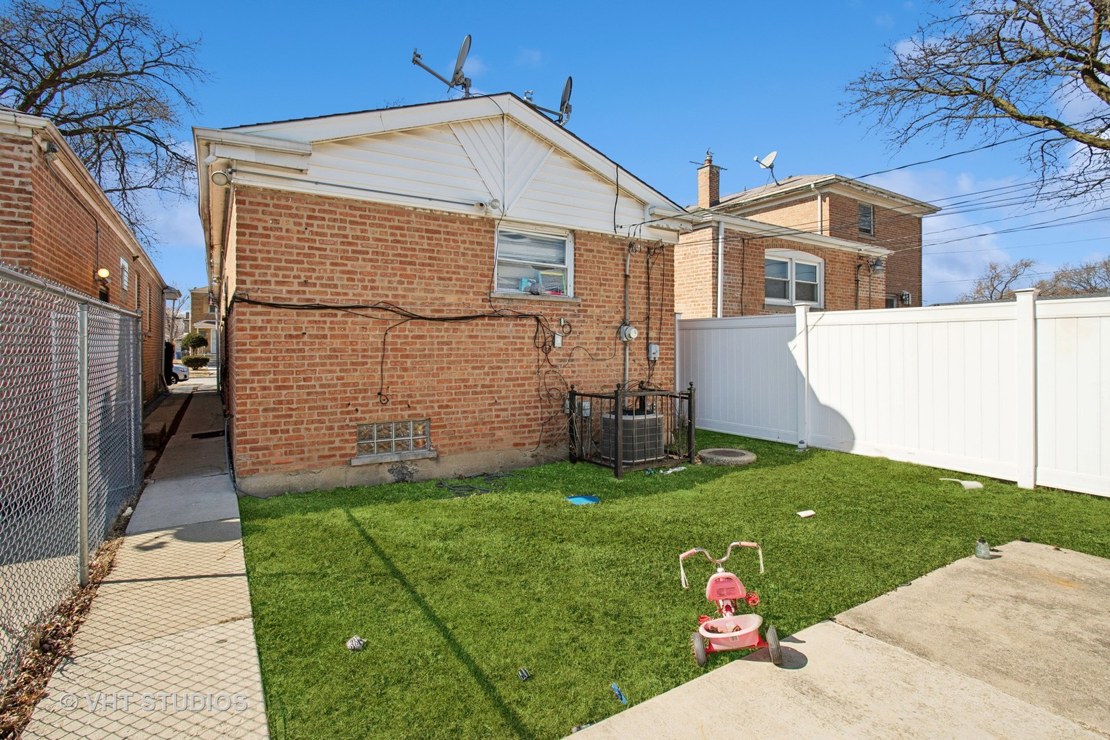Gallery Image 13