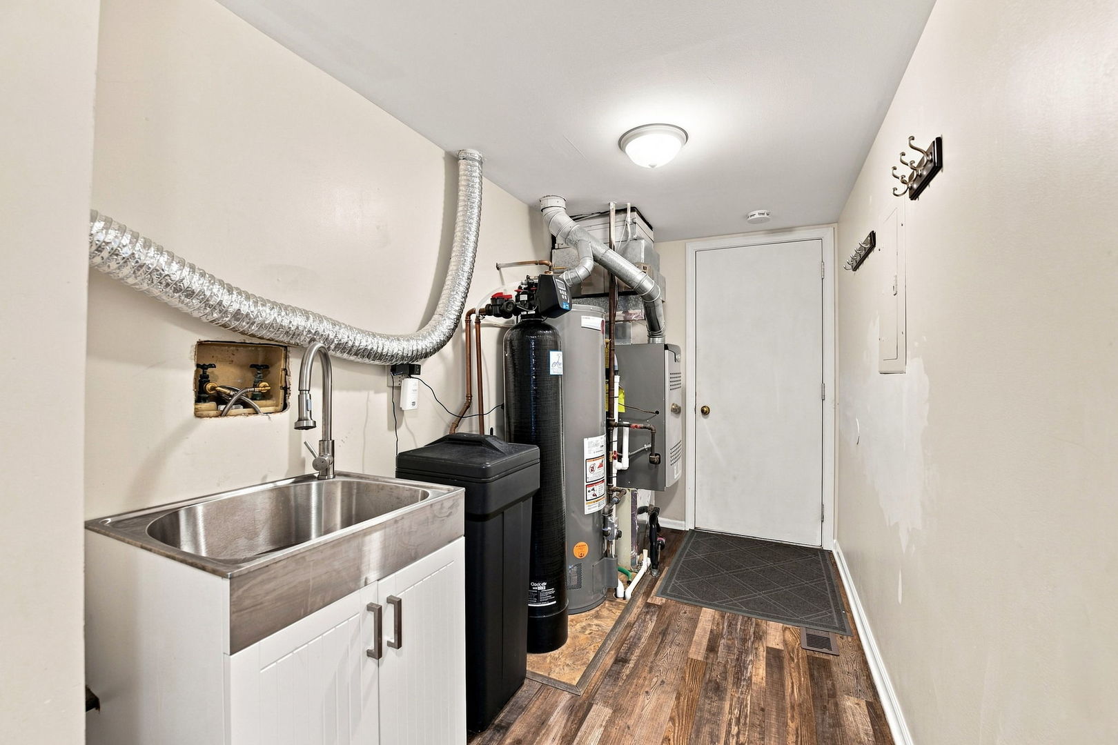 Gallery Image 15