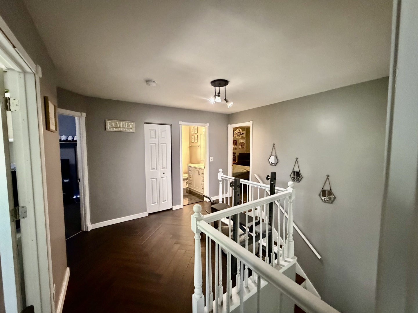 Gallery Image 13