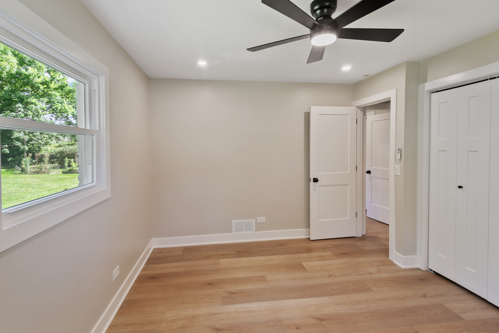 Gallery Image 16