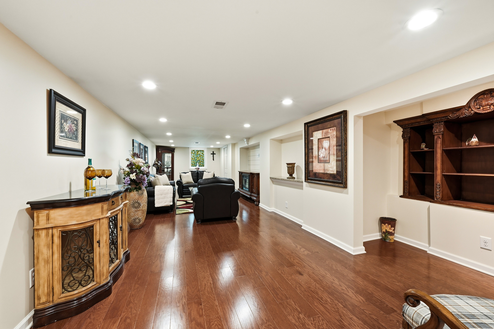 Gallery Image 19