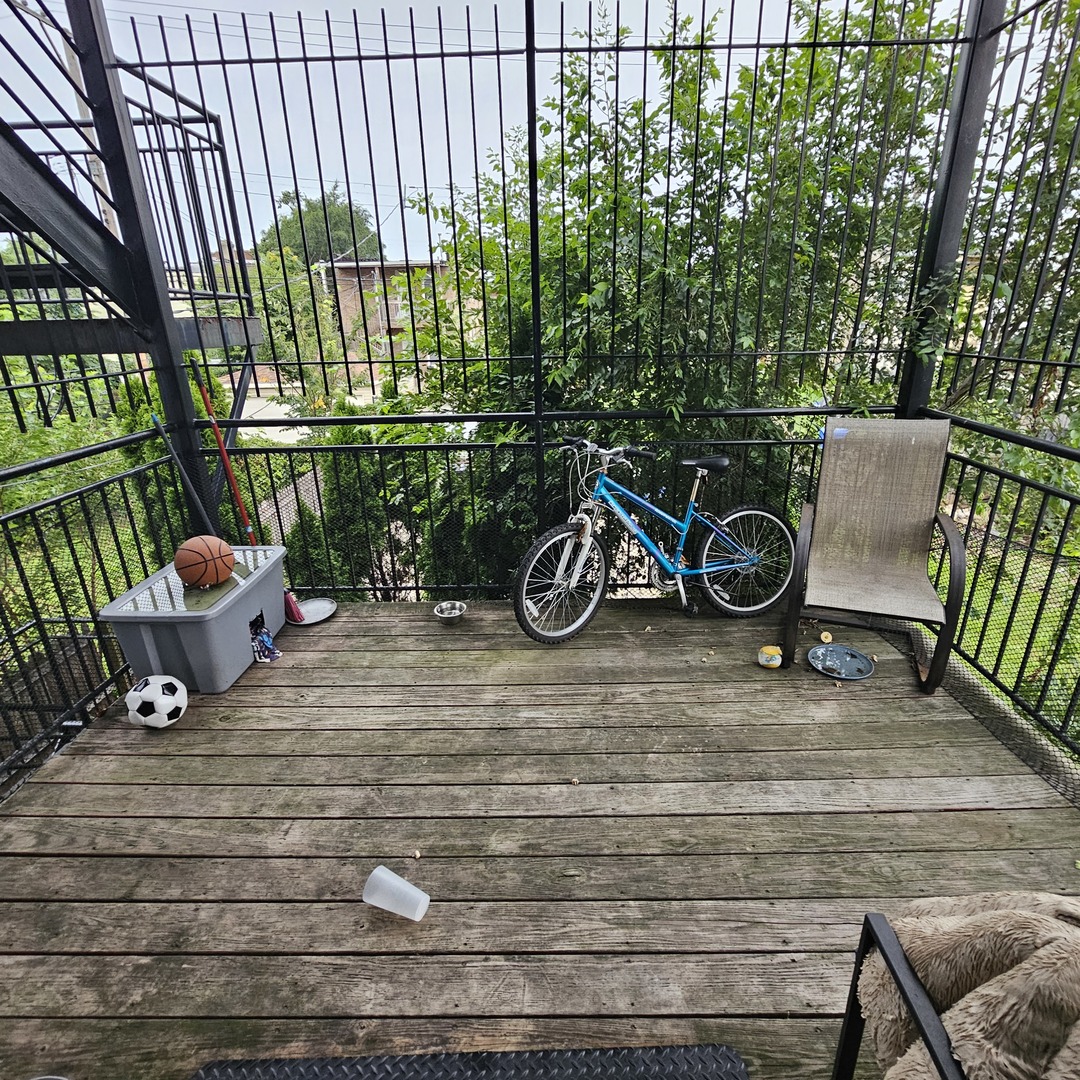 Gallery Image 14