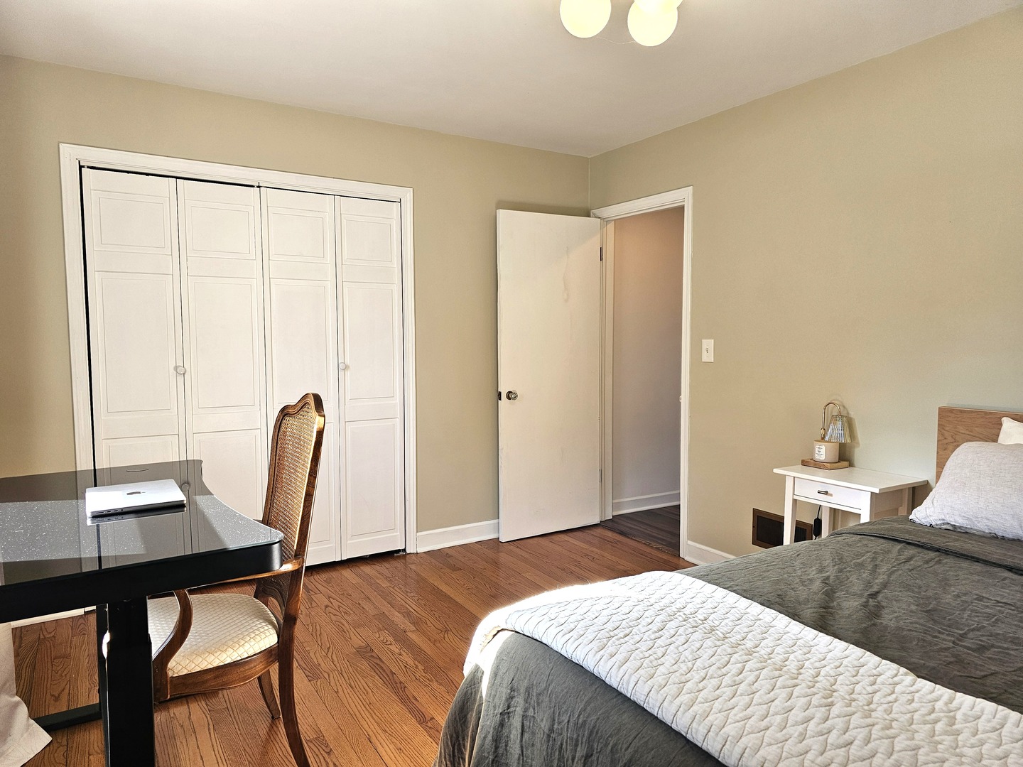 Gallery Image 13