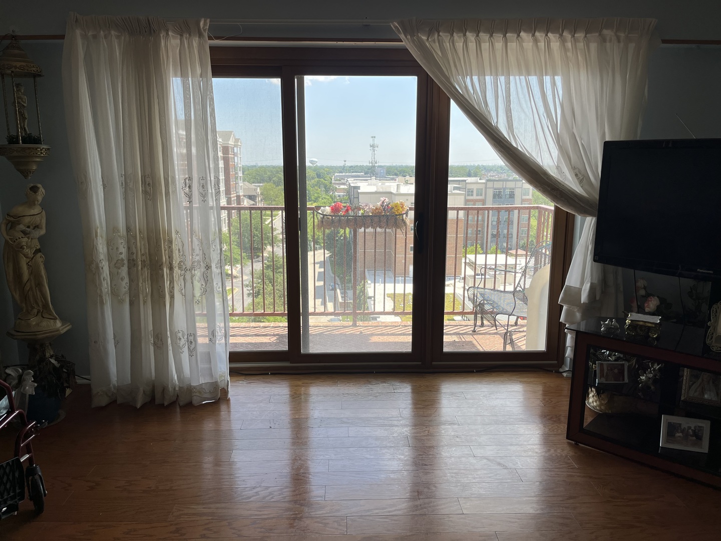 Gallery Image 12