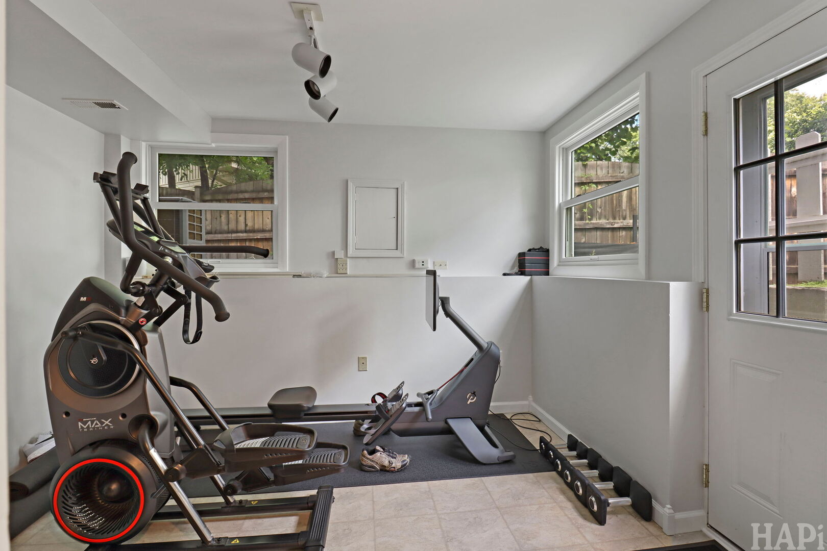 Gallery Image 19