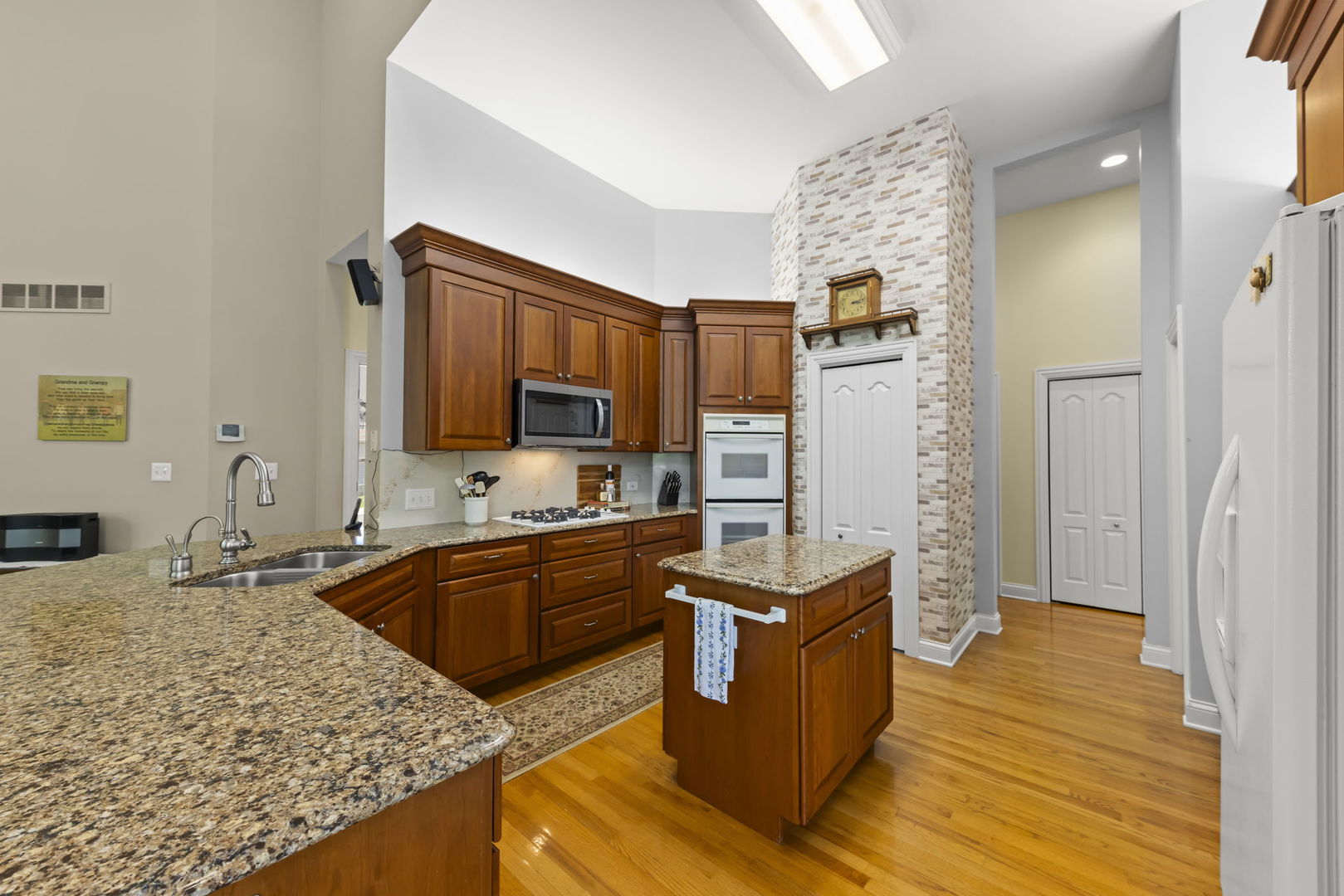 Gallery Image 8
