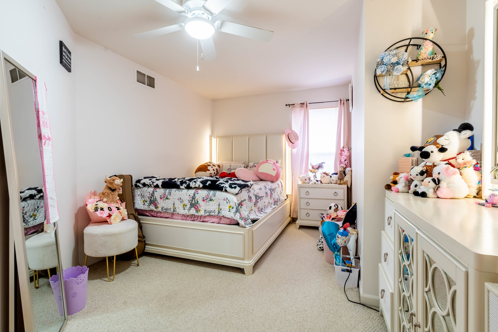 Gallery Image 14