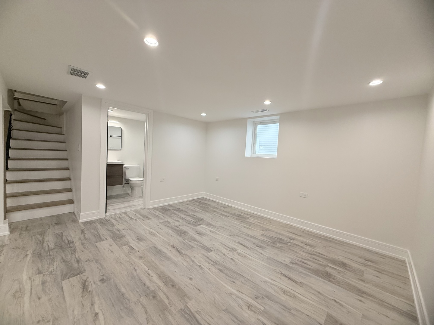 Gallery Image 19