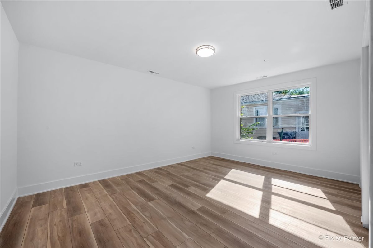 Gallery Image 19