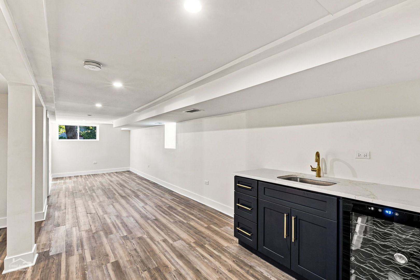 Gallery Image 16