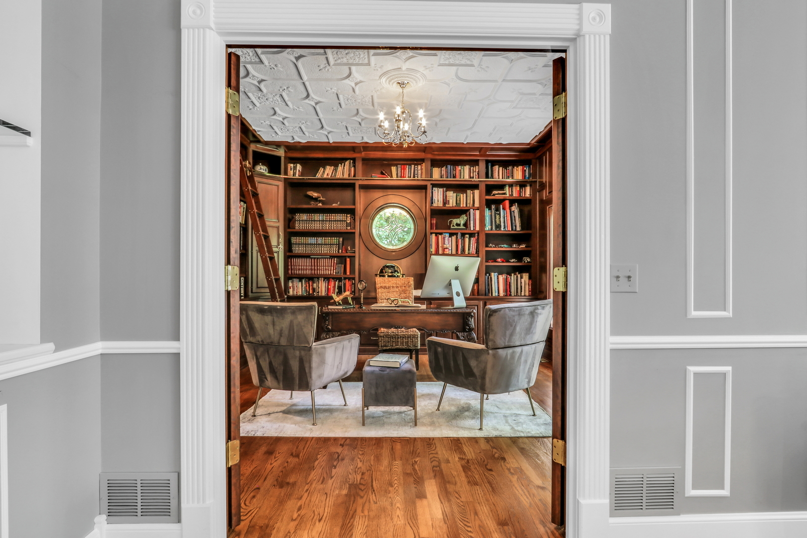 Gallery Image 19