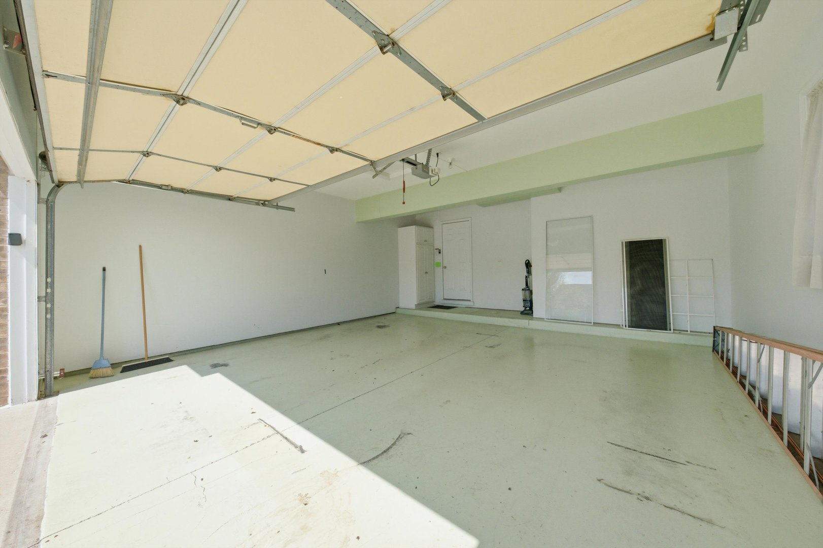 Gallery Image 19