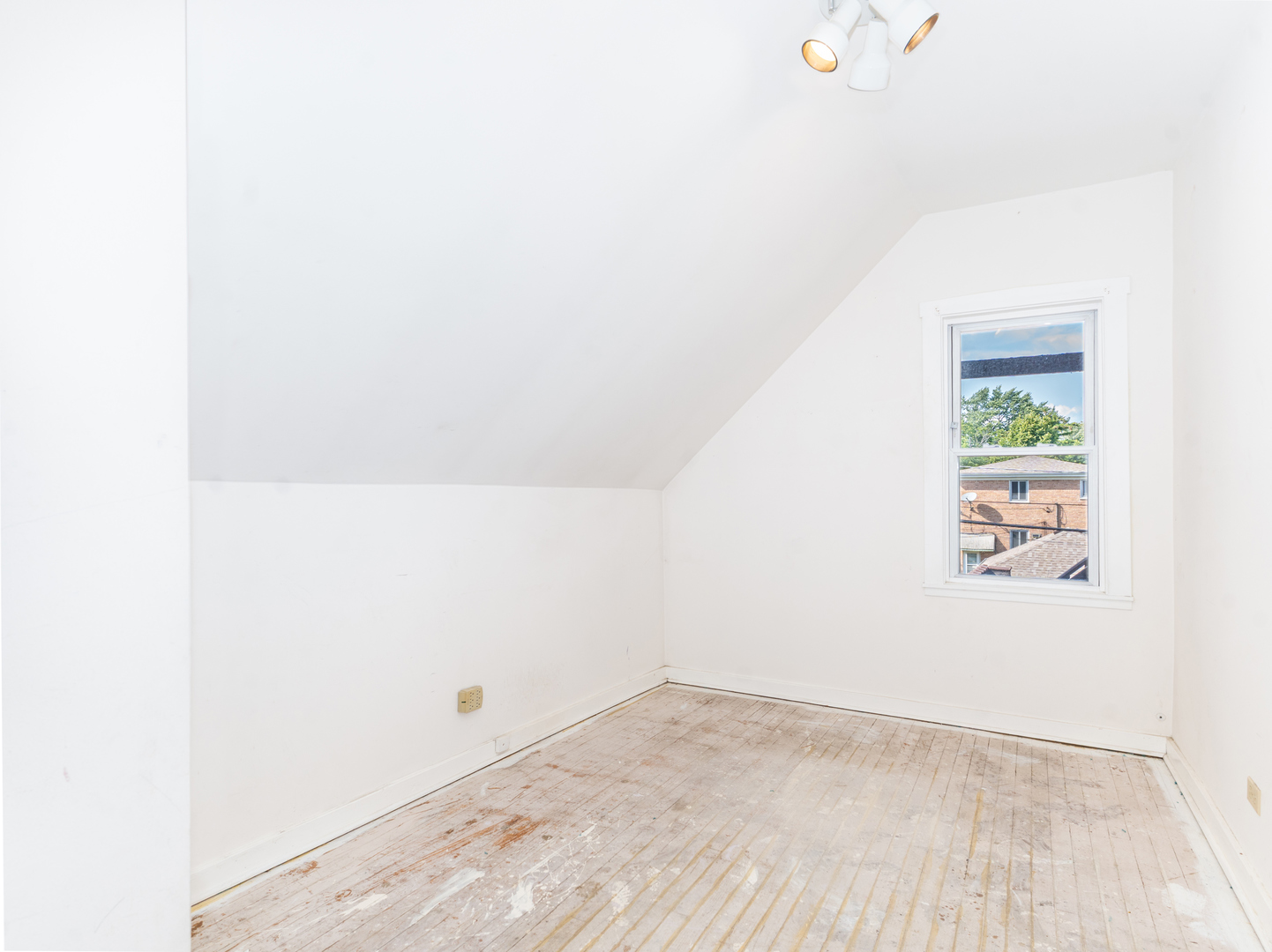 Gallery Image 18