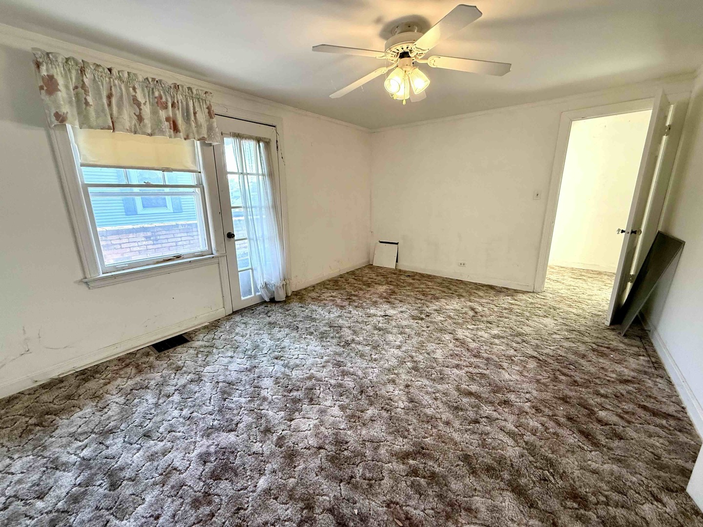 Gallery Image 18